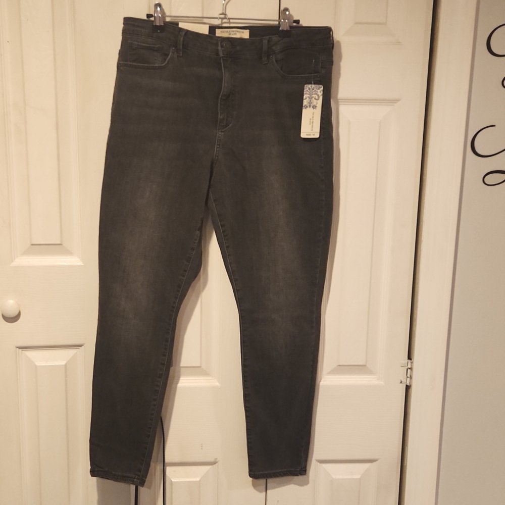 Brand new Jeans